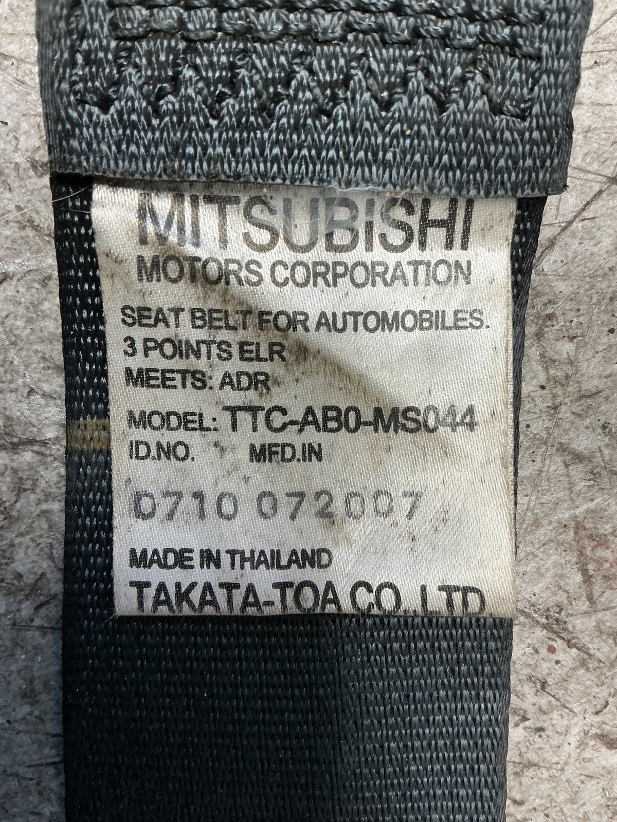 2008 Mitsubishi Triton - Rear Centre Seat Belt - (TAG19545)