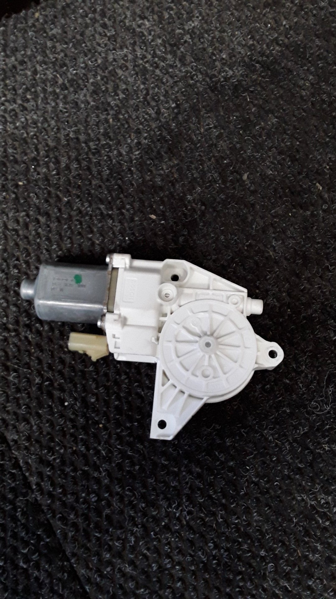 Left Rear Window Regulator/Motor- (TAG6868), 0 130 822 475, 2010, Dodge, Journey, JC