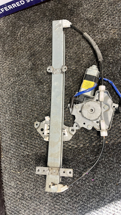2009-2015 Nissan Navara D22- Left Front Window Regulator/Motor- (TAG6910)