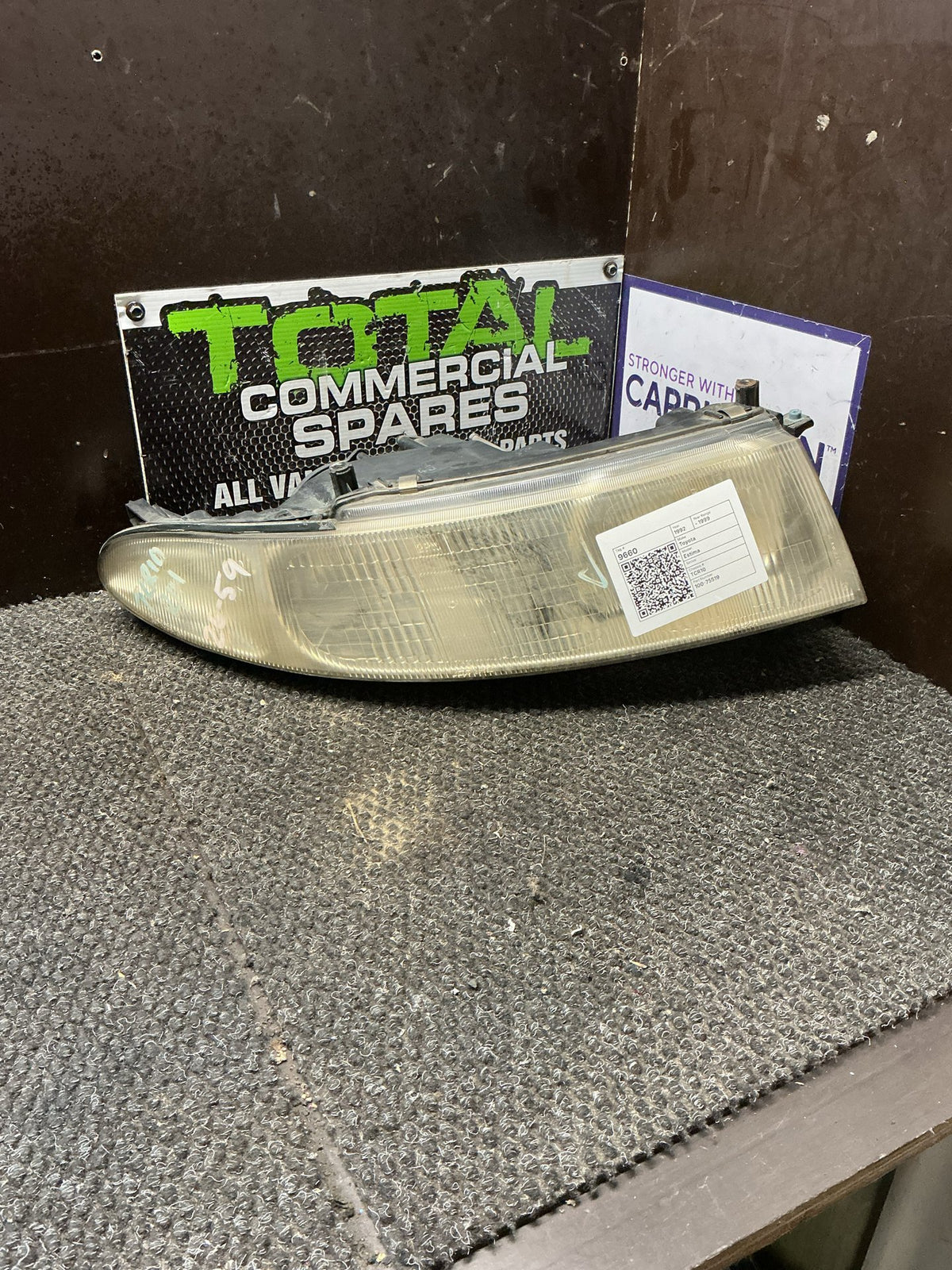 1992-1999 Toyota Estima TCR10- Right Headlight- (TAG9660)