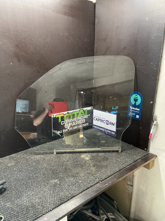 2016 LDV V80- Left Front Door Glass- (TAG9533)
