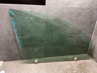 2006 Mitsubishi Outlander CW*W CW5W - Right Front Door Glass - (TAG18984)