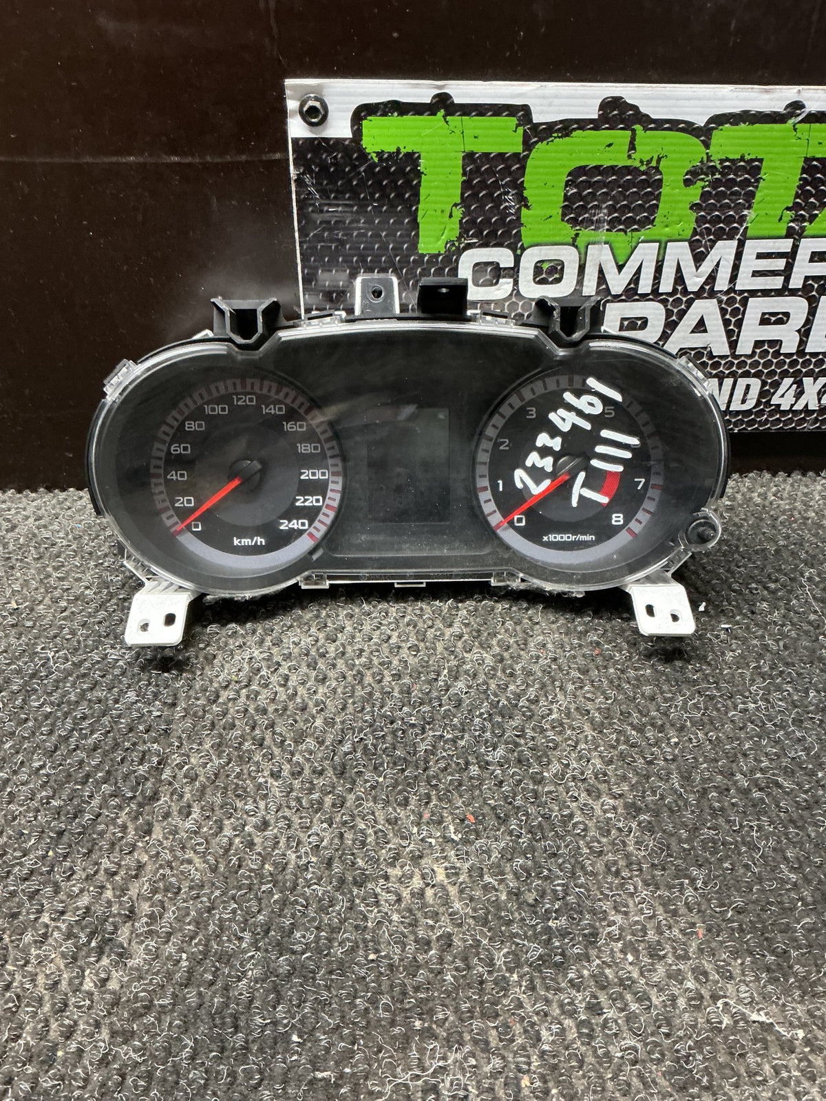 2005-2012 Mitsubishi Outlander II CW*W- Instrument Cluster- (TAG10511)