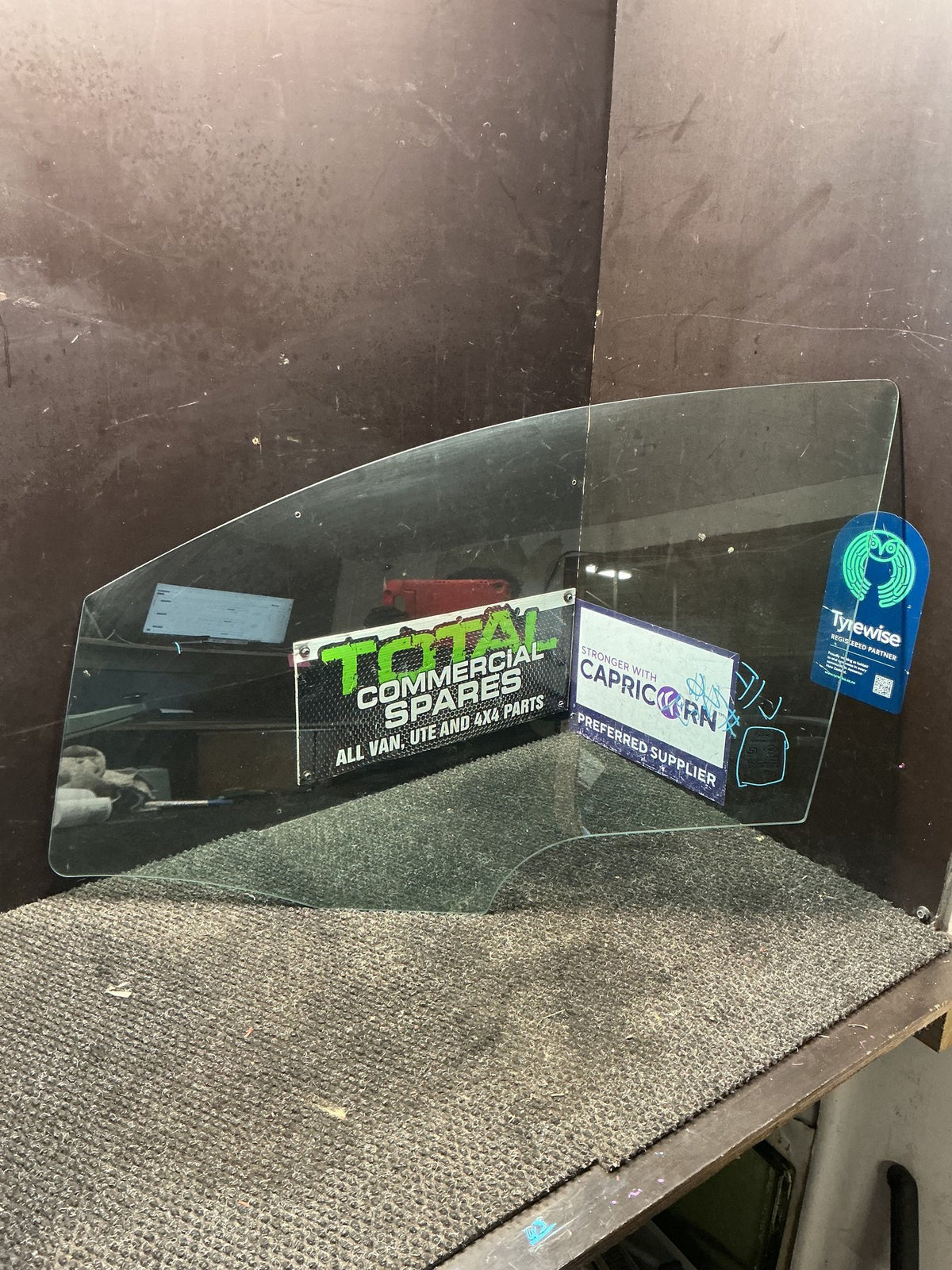 2013-2017 Ford EcoSport BK- Left Front Door Window- (TAG10372)