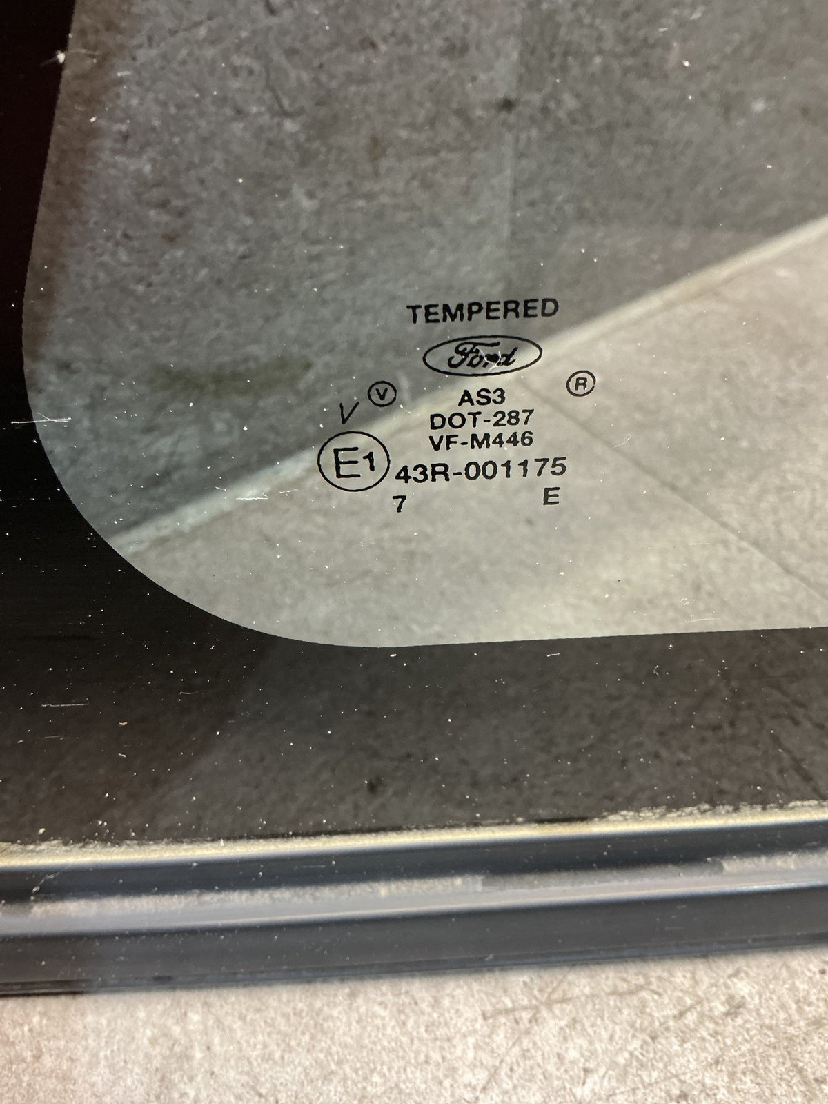 1997 Ford Explorer- Right Rear Cargo Glass- (TAG17483)