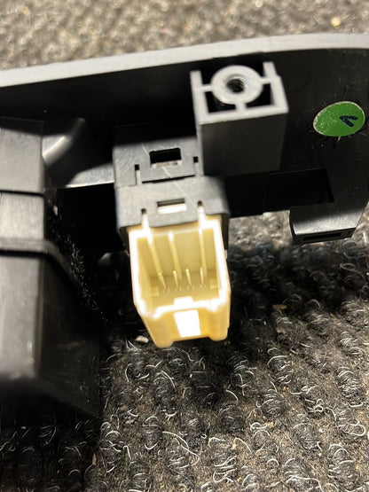 2008 Holden Captiva 7- Master Power Window Switch- (TAG8353)