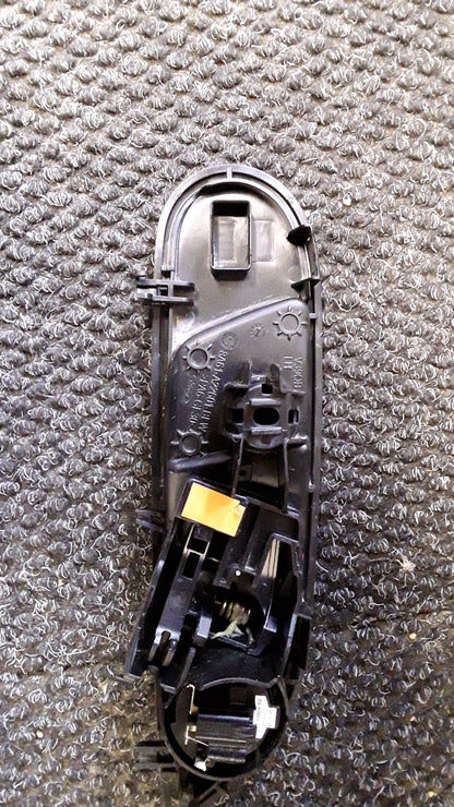 2015 Ford EcoSport TITANIUM 1.5- Left Front Door Interior Handle- (TAG6643)