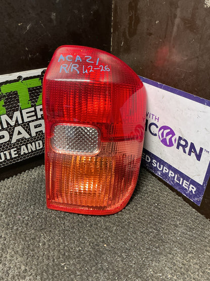 2000-2003 Toyota RAV4 ACA21- Right Taillight- (TAG9895)