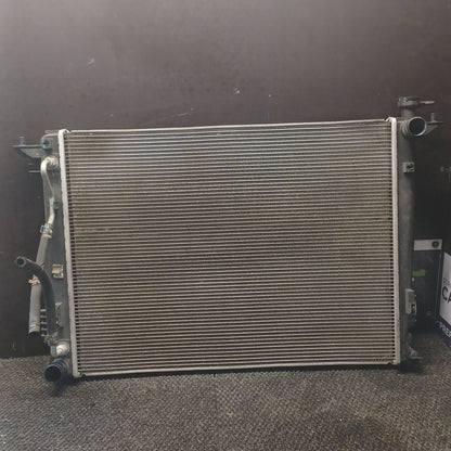 2013 Hyundai ix35- Radiator- (TAG8399)