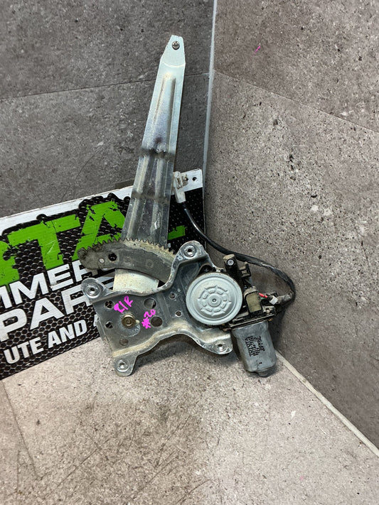 1995-1998 Toyota Hilux III N180- Right Rear Window Regulator/Motor- (TAG16013)