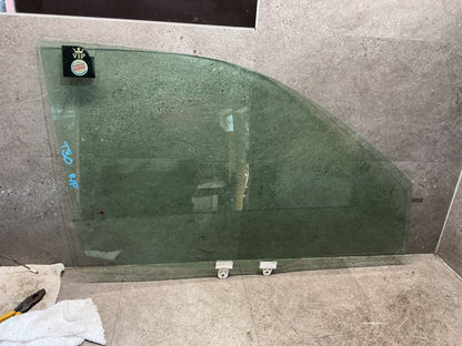 2001-2007 Nissan X-Trail T30 - Right Front Door Glass - (TAG19066)