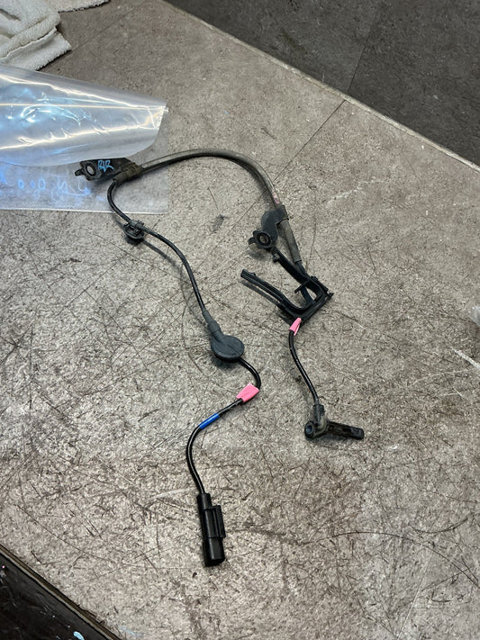 2012-2020 Mitsubishi Outlander GF*W GF GF8 - Left Rear ABS Sensor - (TAG18726)