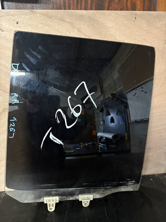 1990-1995 Nissan Terrano D21 WD21 - Right Rear Door Glass - (TAG18884)