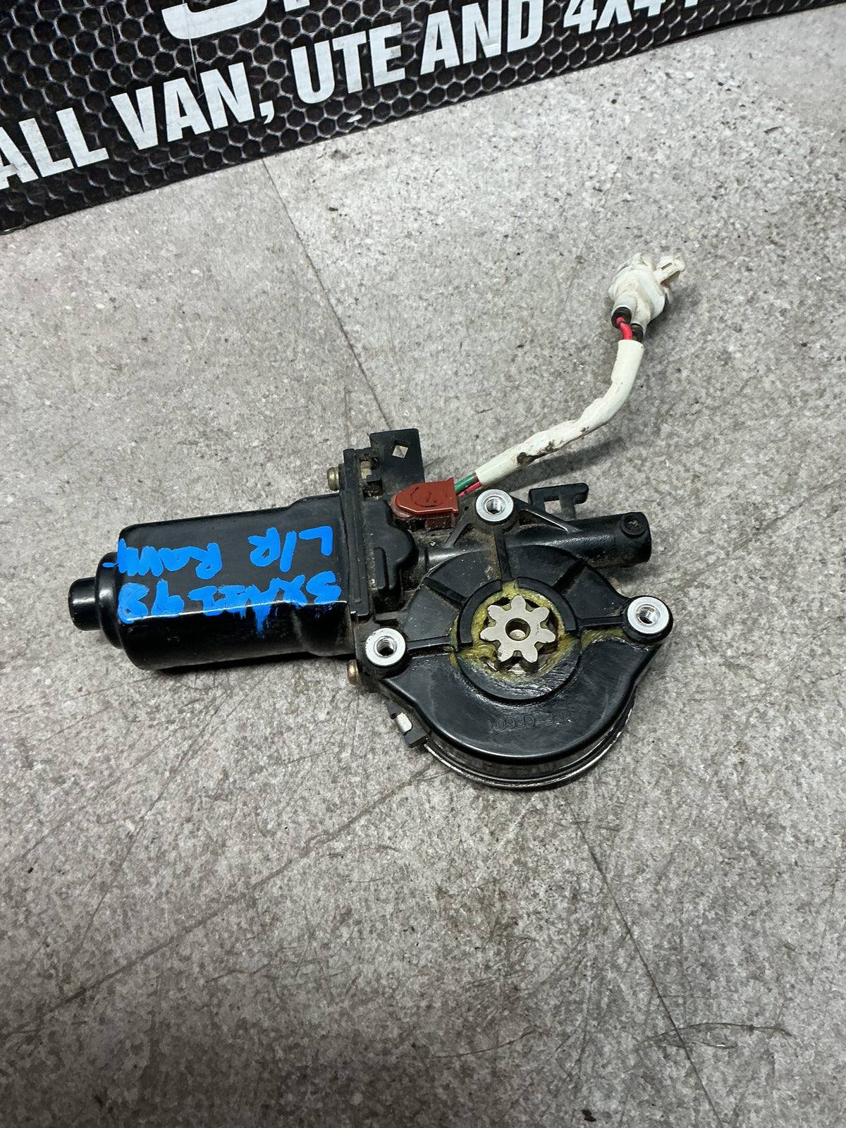 1998 Toyota RAV4- Left Rear Window Reg Motor- (TAG15030)