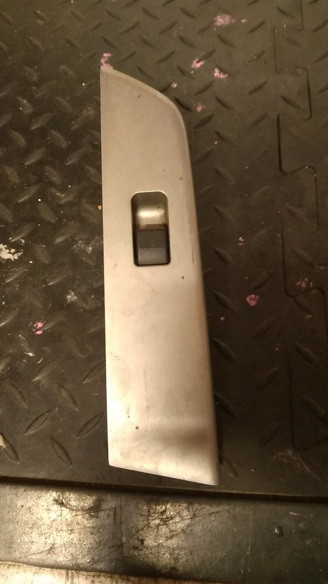 2006-2009 Ford Ranger PJ- Left Rear Window Switch- (TAG1736)