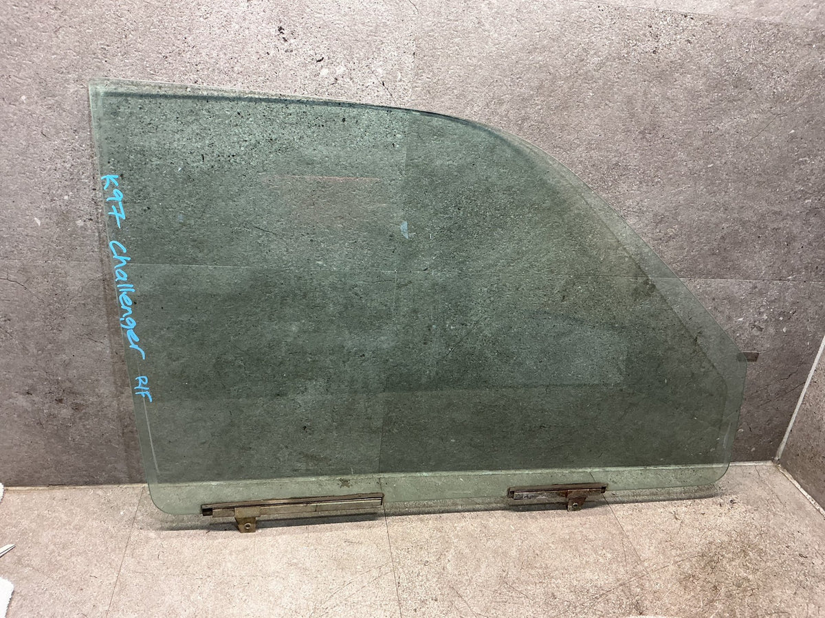 1996 Mitsubishi Challenger K97 - Right Front Door Glass - (TAG18987)