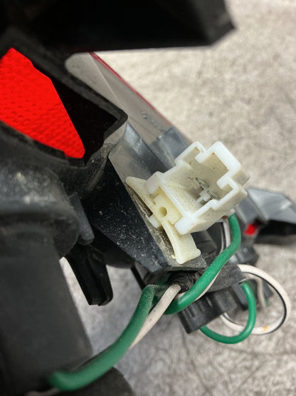 2007 Mitsubishi Delica CV5W - High Level Stoplight - (TAG17808)