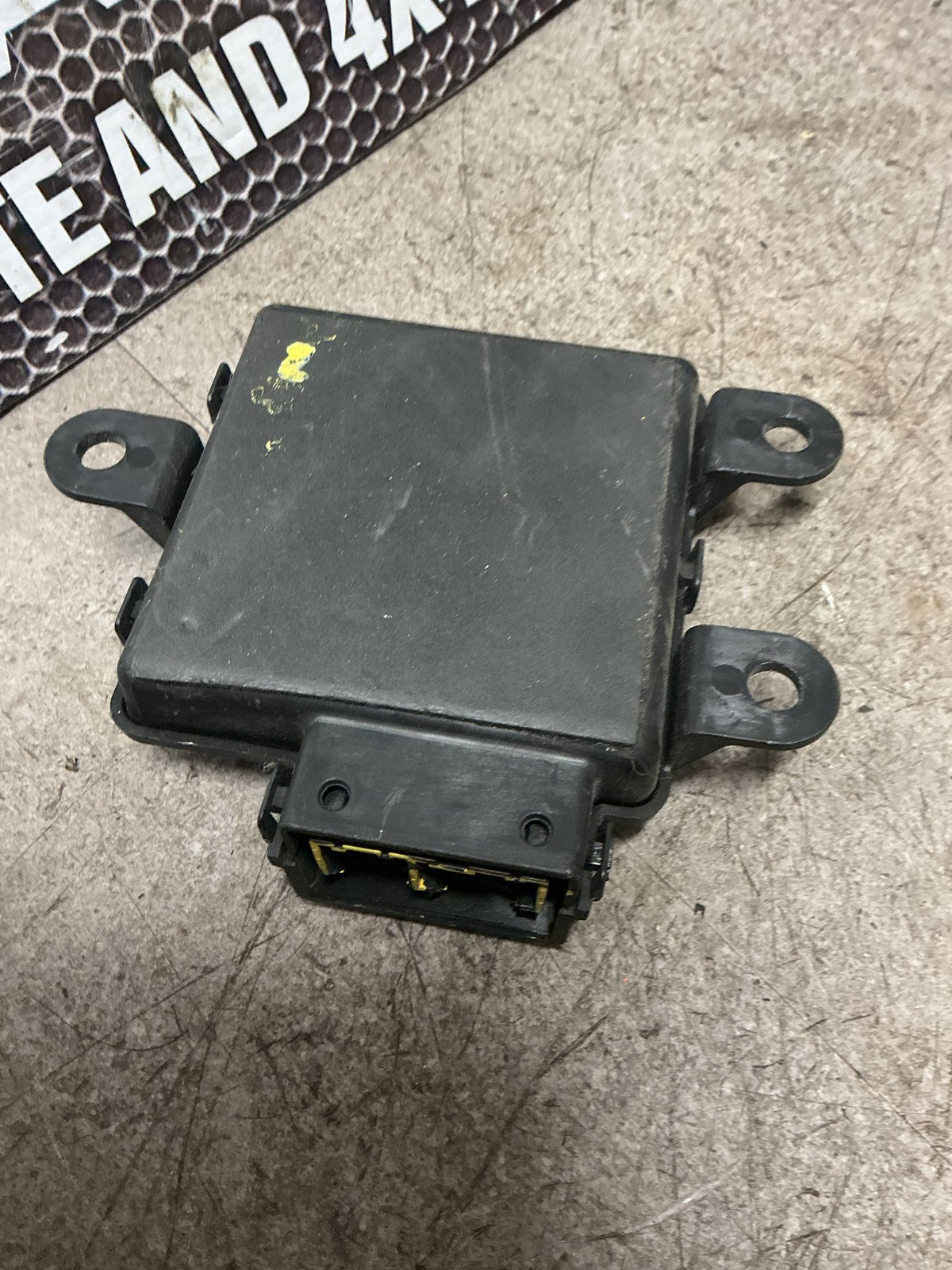 2013 Ford Territory- Parking Assistant Module- (TAG16986)