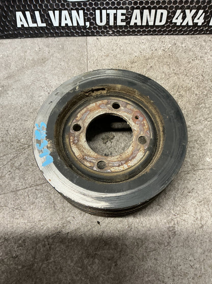 1995 Isuzu Bighorn UBS69GW- Crankshaft Pulley- (TAG16225)