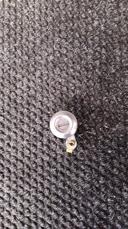 1998-2005 Suzuki Grand Vitara I FT SQ420- Right Front Door Lock Barrel- (TAG5204)