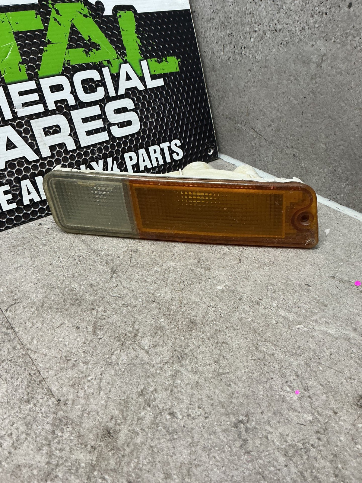 1996-2006 Mitsubishi Triton K7*T- Right Front Bumper Light- (TAG13519)