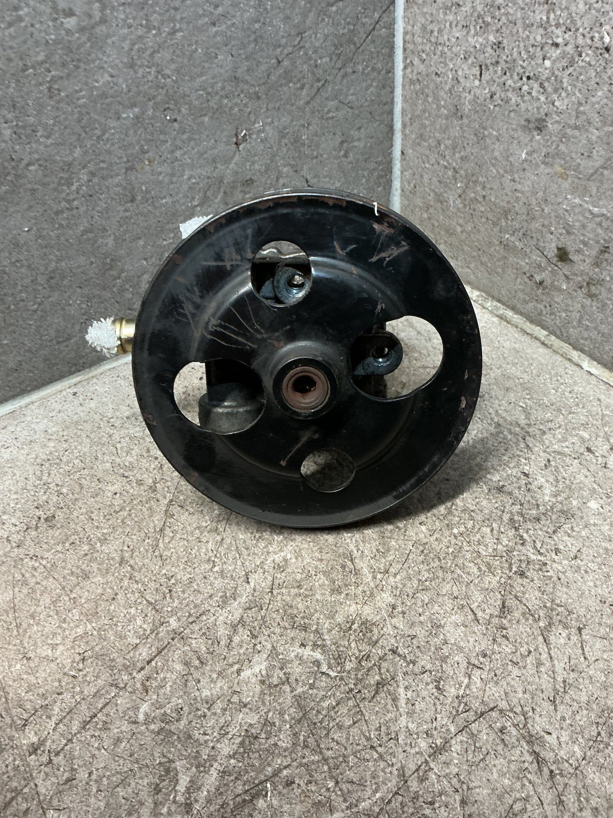 2003 Suzuki Grand Vitara SQ420W - Power Steering Pump - (TAG17889)