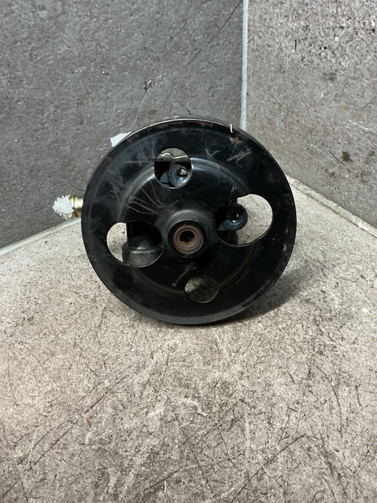 2003 Suzuki Grand Vitara SQ420W - Power Steering Pump - (TAG17889)