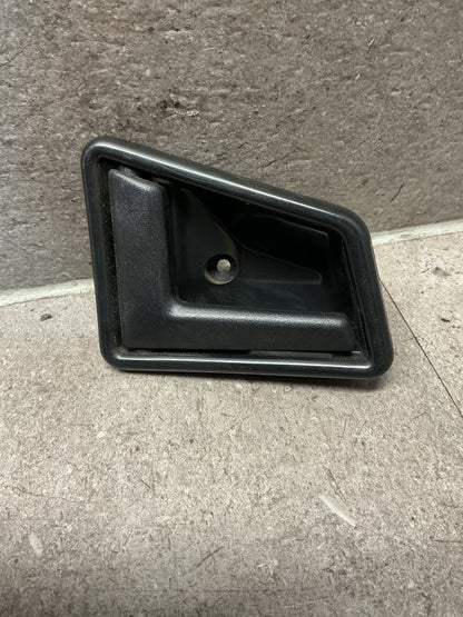 1989-1998 Suzuki Escudo - Left Front Door Interior Handle - (TAG18810)
