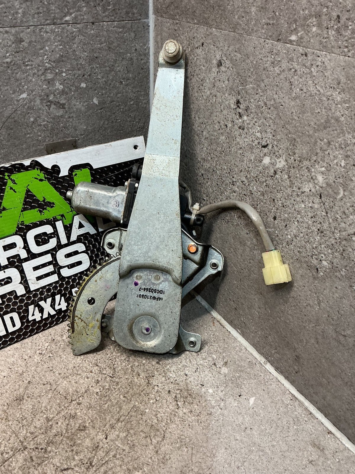2006-2009 Ford Ranger PJ- Right Rear Window Regulator/Motor- (TAG15717)
