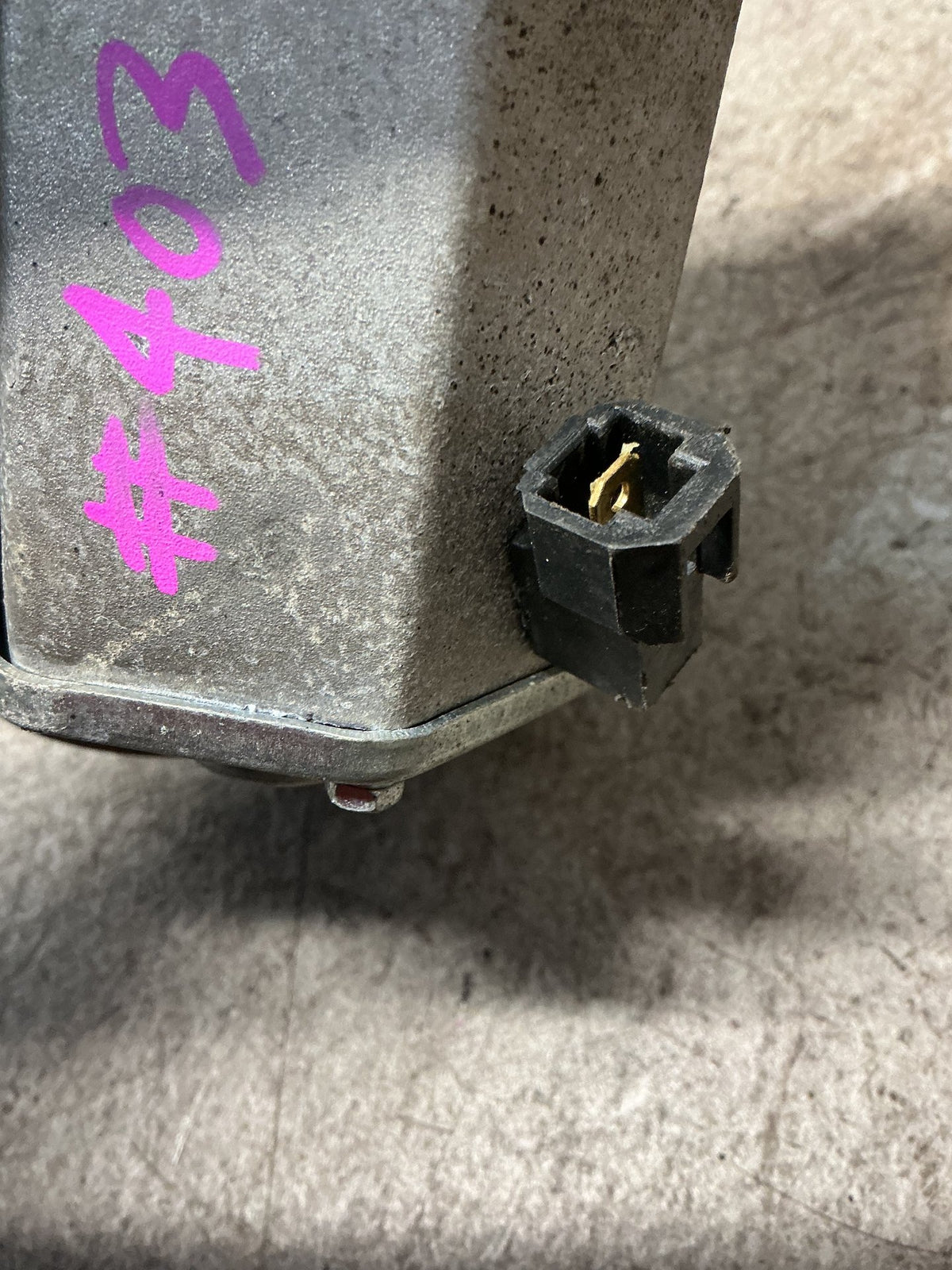 1998 Isuzu Bighorn UBS26GW- Starter Motor- (TAG15380)