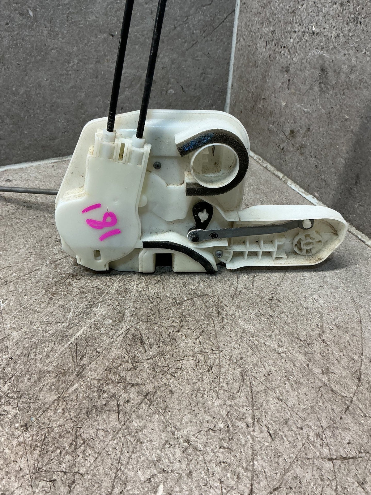 2012-2020 Mitsubishi Outlander GF*W GF GF8 - Right Front Door Lock Actuator - (TAG18696)