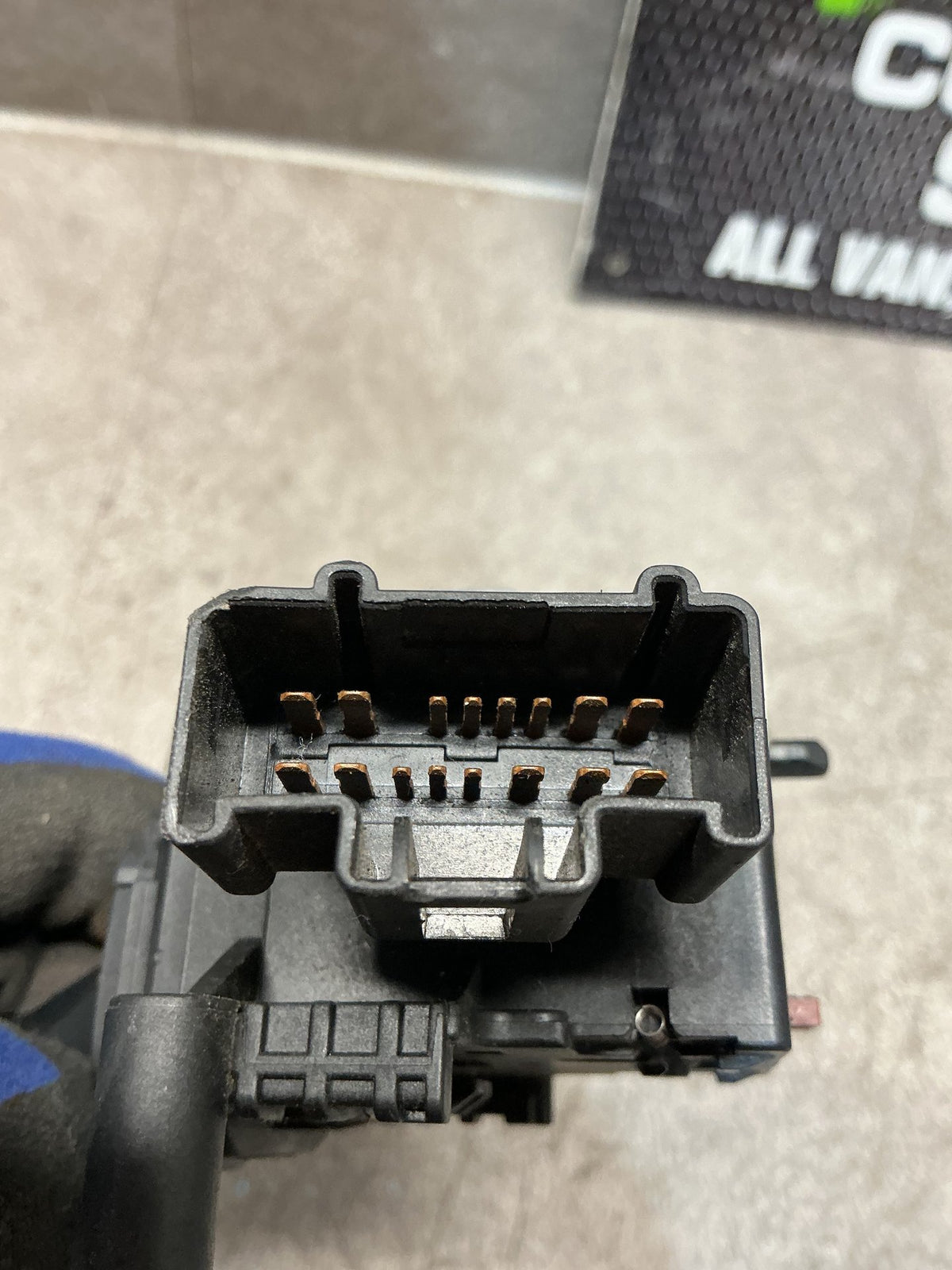 2004 Toyota Estima ACR30- Indicator Stalk- (TAG16125)