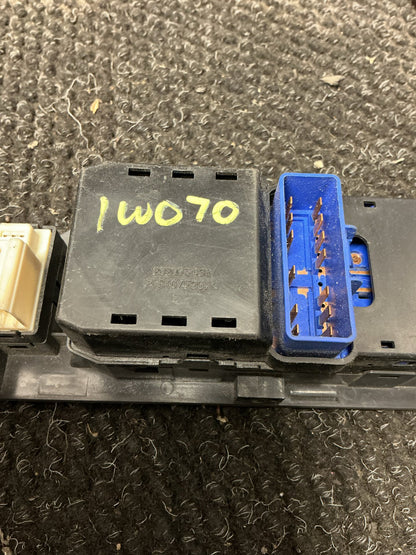 2008 Holden Captiva 7 1W070- Master Power Window Switch- (TAG9919)