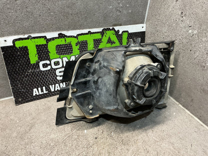 1998 Isuzu Bighorn UBS26GW- Right Headlight- (TAG16388)