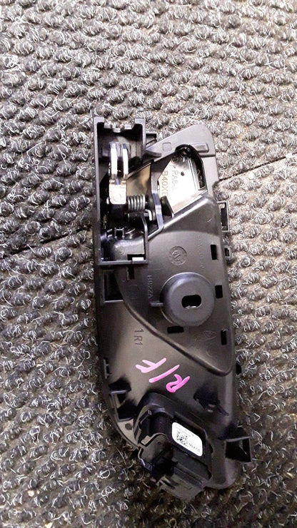 2021 Ford Puma ST-LINE 1.0P/7AT- Right Front Door Interior Handle- (TAG6560)