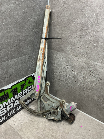 2005-2006 Toyota Hilux VII N20- Right Front Window Regulator/Motor- (TAG13722)