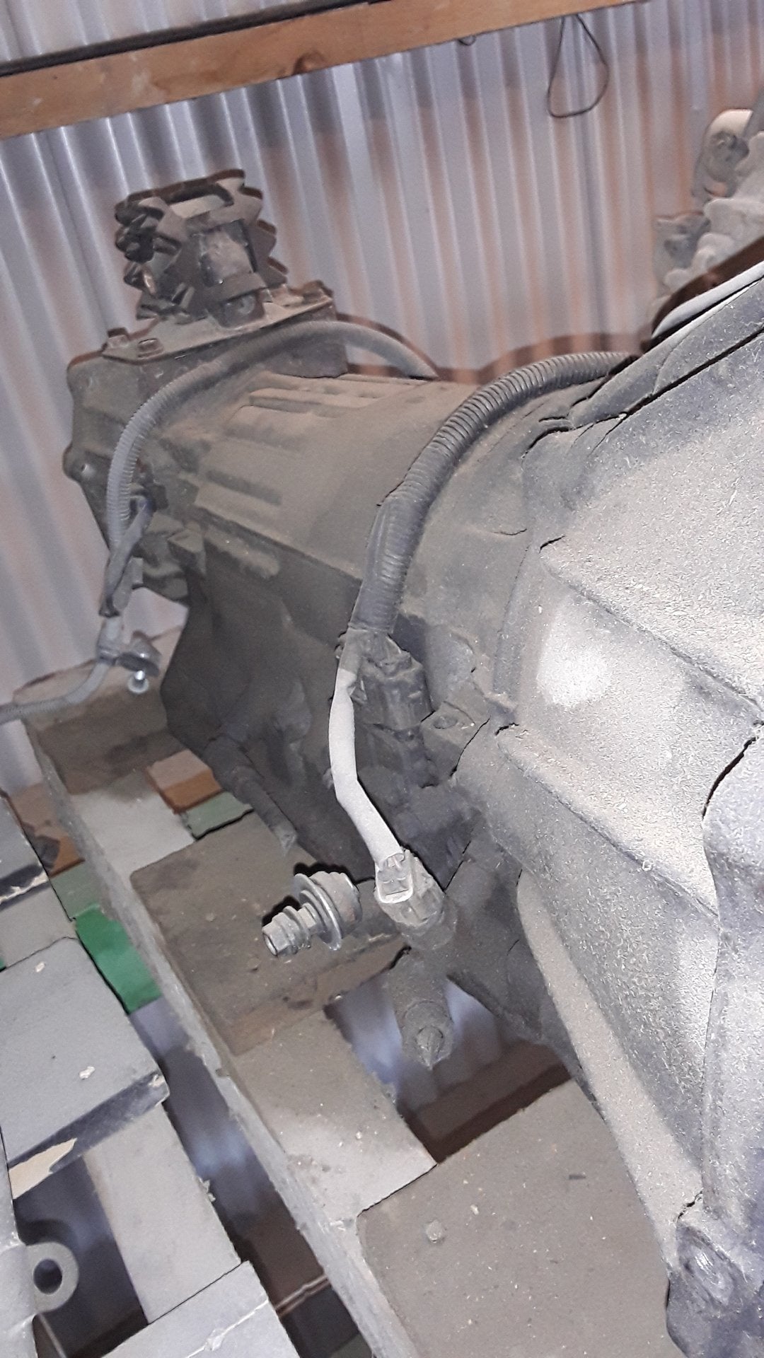 1996-2002 Toyota Hiace KZN100 - Automatic Transmission - (TAG17753)