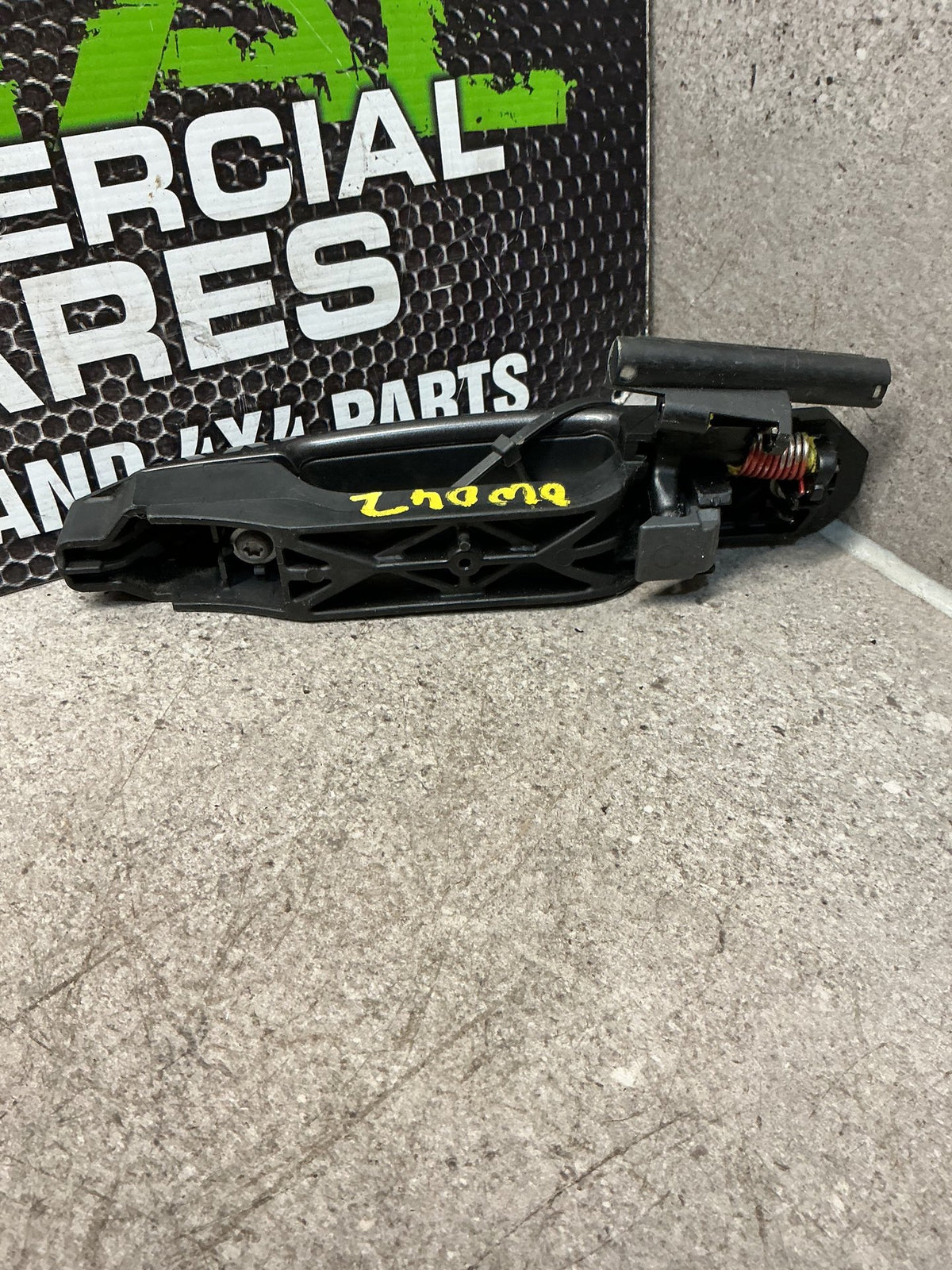 2007 Suzuki Vitara 0W042- Right Rear Door Exterior Handle- (TAG14761)