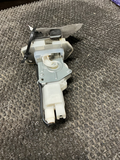 2007 Suzuki SX4 1W121- Tailgate Lock Actuator- (TAG10645)