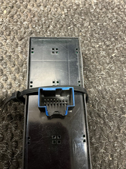 2011 Holden Captiva 5 9W070- Master Power Window Switch- (TAG9918)