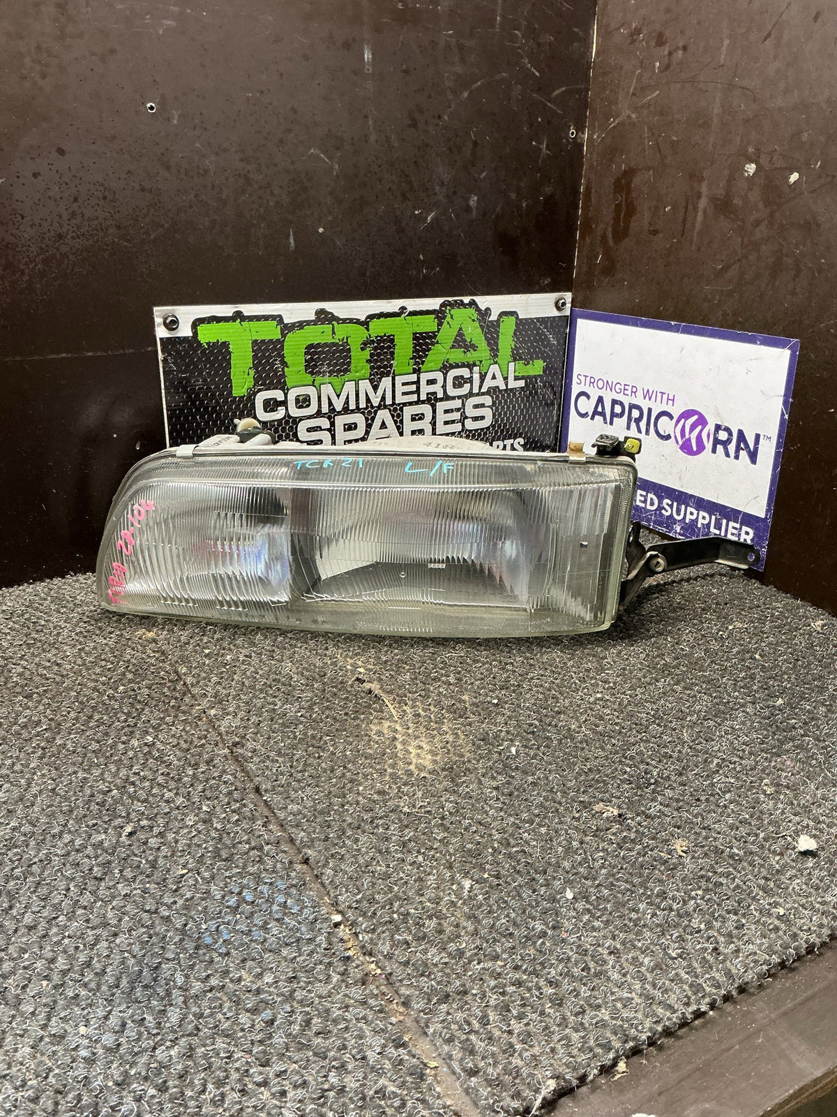 1990 Toyota Estima TCR21- Left Headlight- (TAG9645)