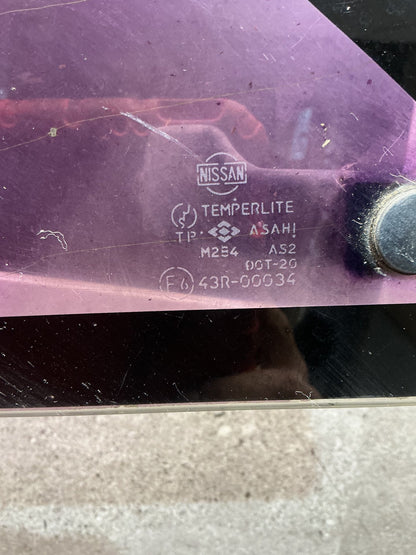 1992 Nissan Navara D21 - Left Rear Cargo Glass - (TAG18771)