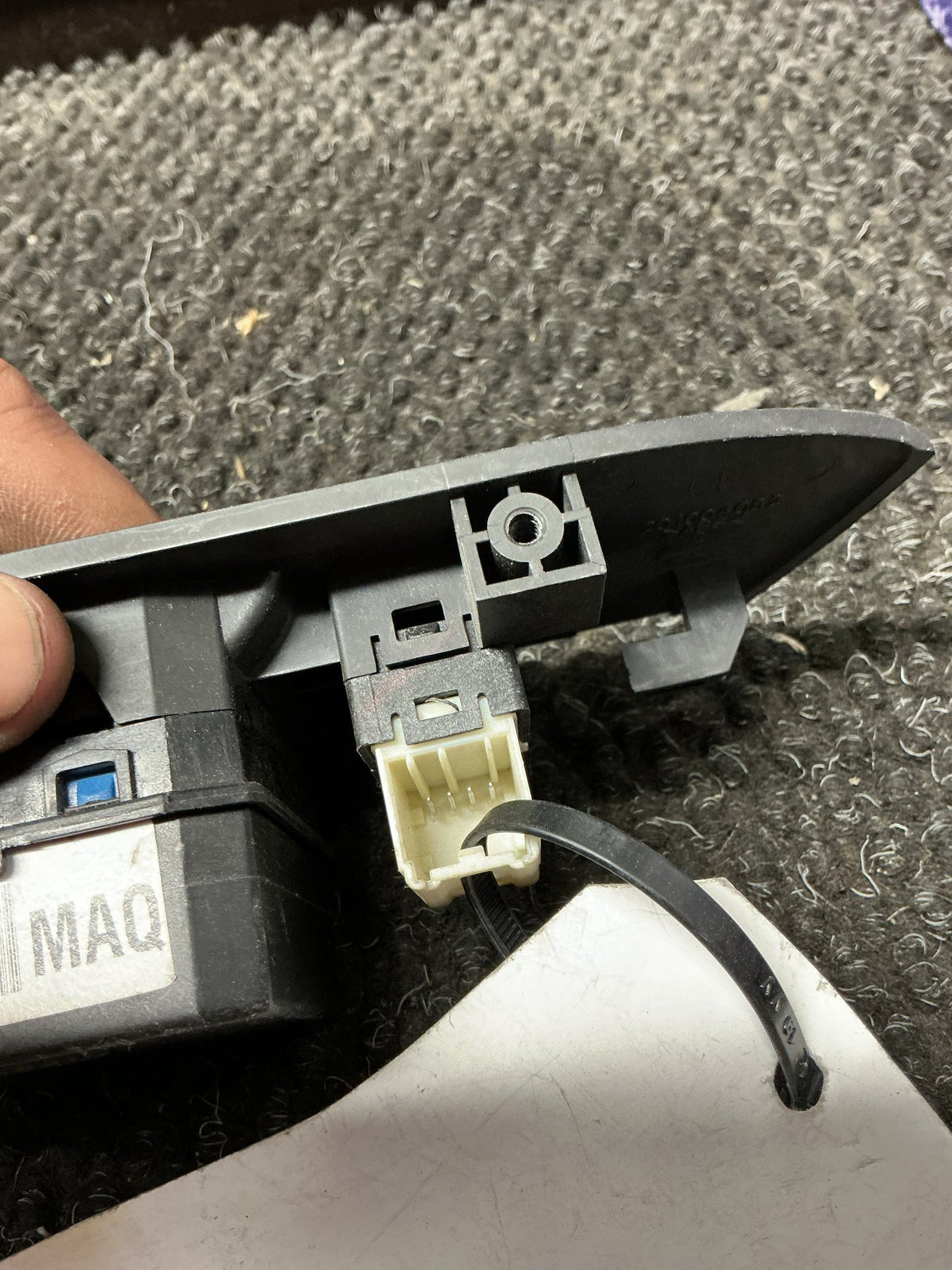 2011-2016 Holden Captiva 7 9W056- Master Power Window Switch- (TAG9914)