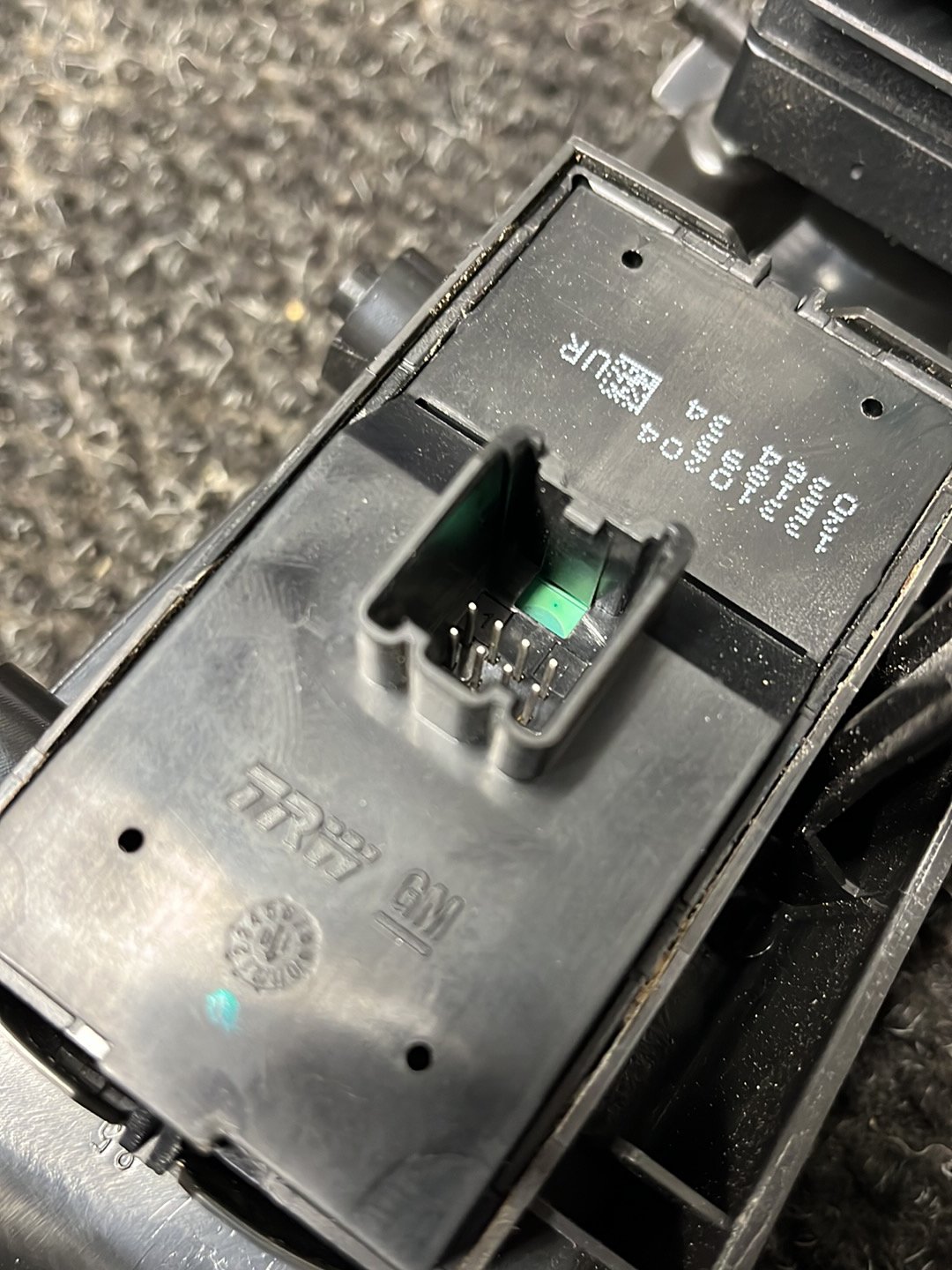 2008 Holden Captiva- Master Power Window Switch- (TAG8187)