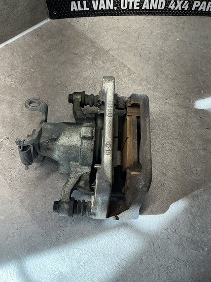 2006 Mitsubishi Outlander CW5W- Left Front Caliper- (TAG12250)