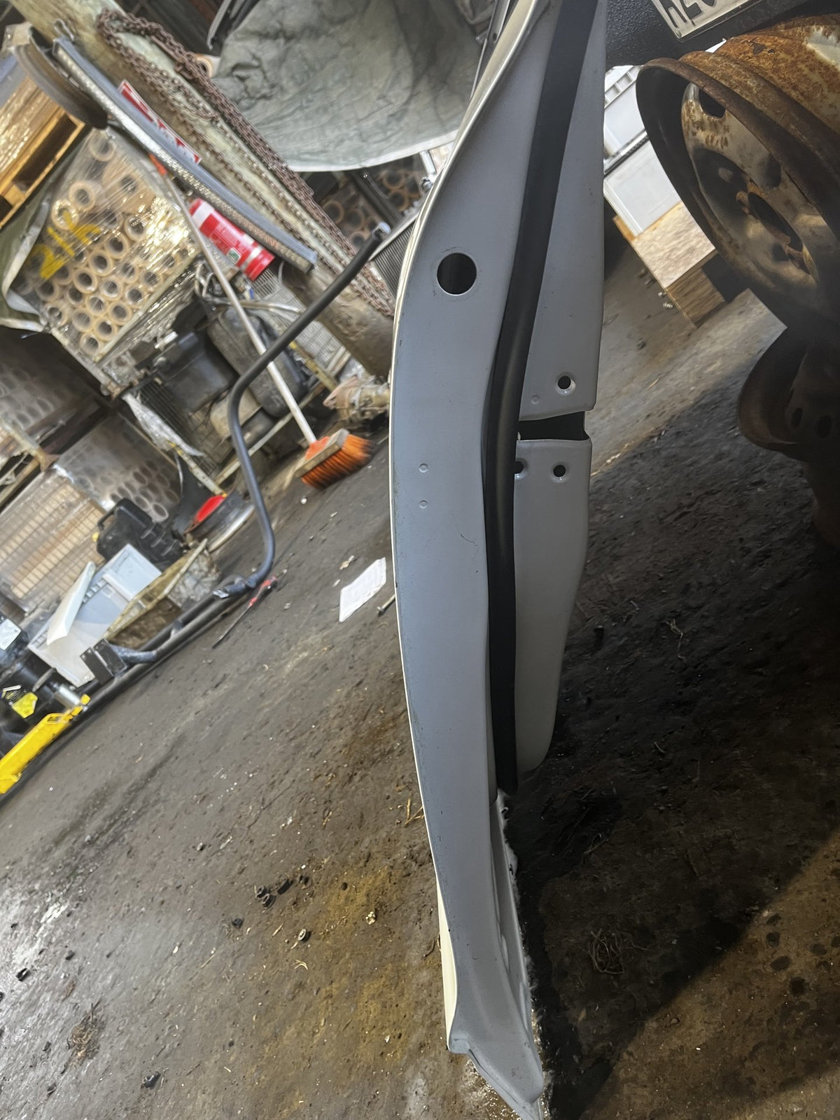 2007-2014 Toyota Highlander U40- Left Front Door Shell- (TAG15315)
