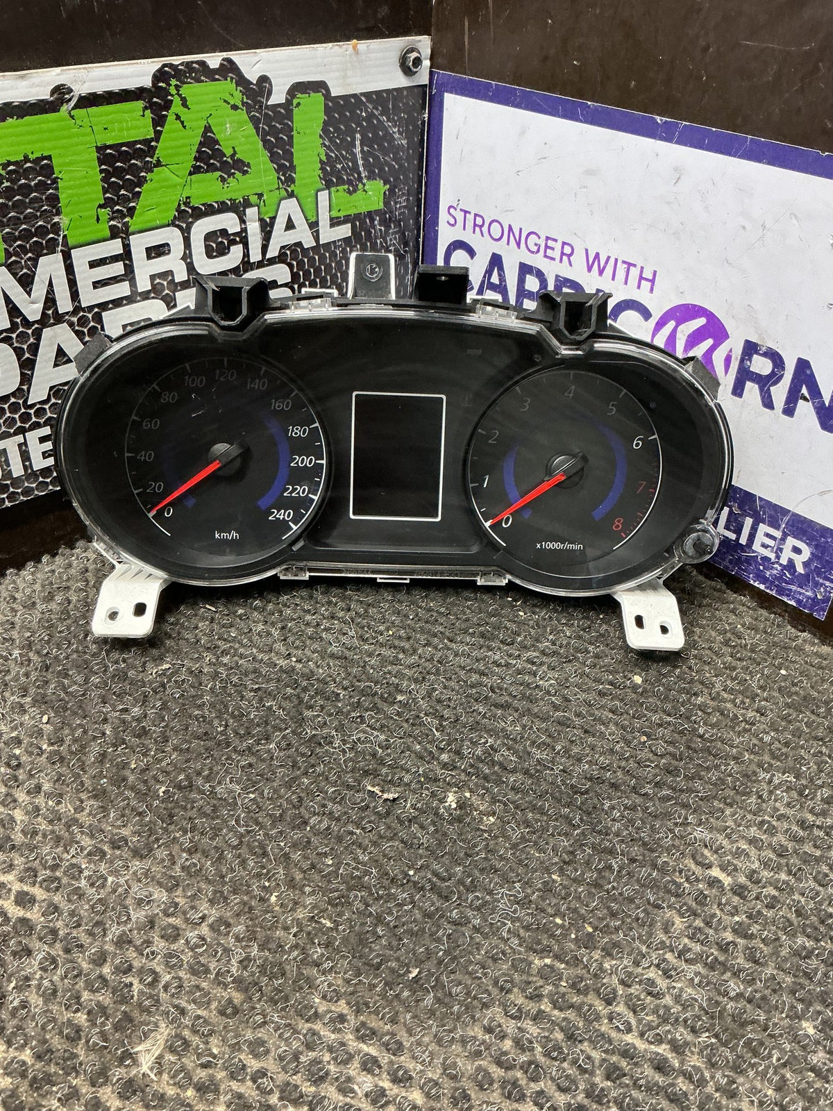 2005-2012 Mitsubishi Outlander II CW*W- Instrument Cluster- (TAG11585)