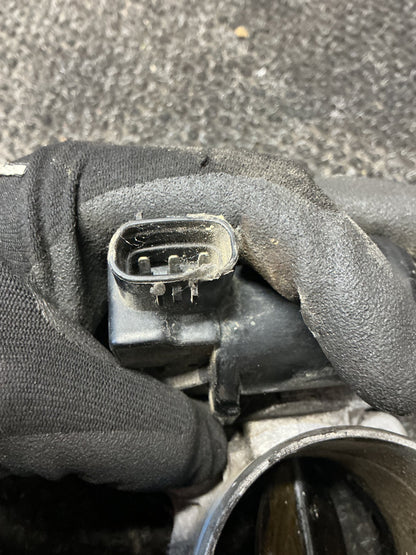 2012 Toyota Hilux KUN- Throttle Body- (TAG10895)