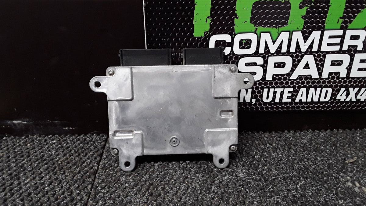 2005-2012 Mitsubishi Outlander II CW*W CW5W- ECU- (TAG5845)
