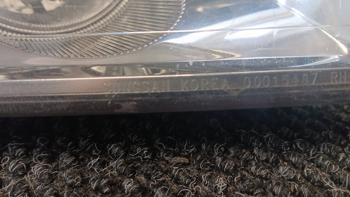2010 Captiva 5 LT 2WD 2.4 AT- Right Headlight- (TAG5174)